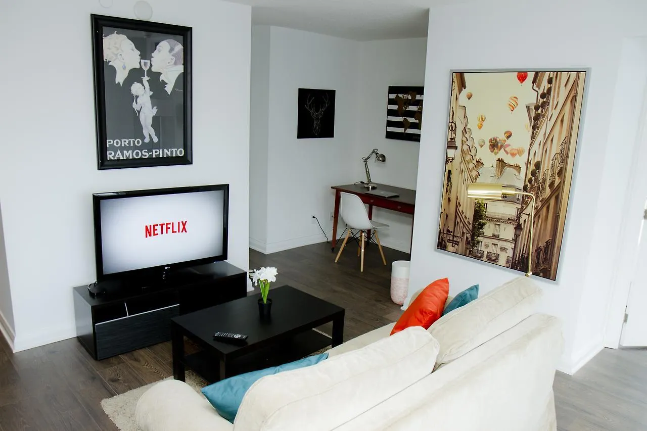 Apartment Avalon Suites Yorkville Toronto